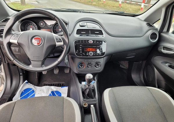 Fiat Punto cena 17900 przebieg: 160000, rok produkcji 2012 z Gniezno małe 191